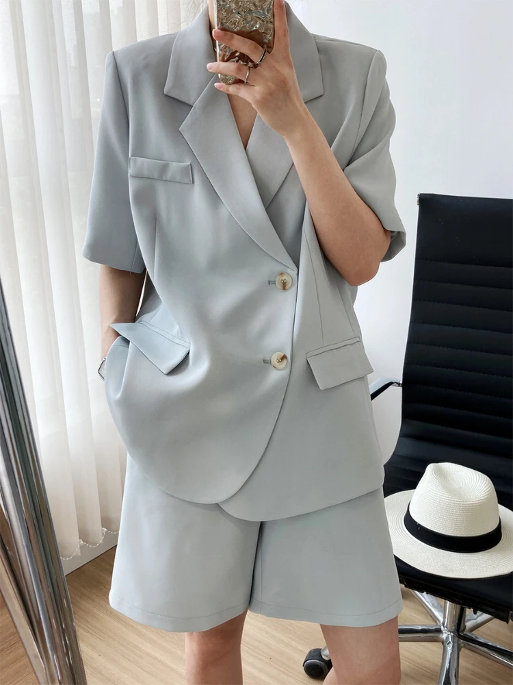 Holiday Southern France Summer Thin Short-sleeved Suit Jacket Women's Suit Shorts Suit Casual Loose Suit Two-piece Suit Solid
Holiday Southern France Summer Thin Short-sleeved Suit Jacket Women's Suit Shorts Suit Casual Loose Suit Two-piece Suit Solid