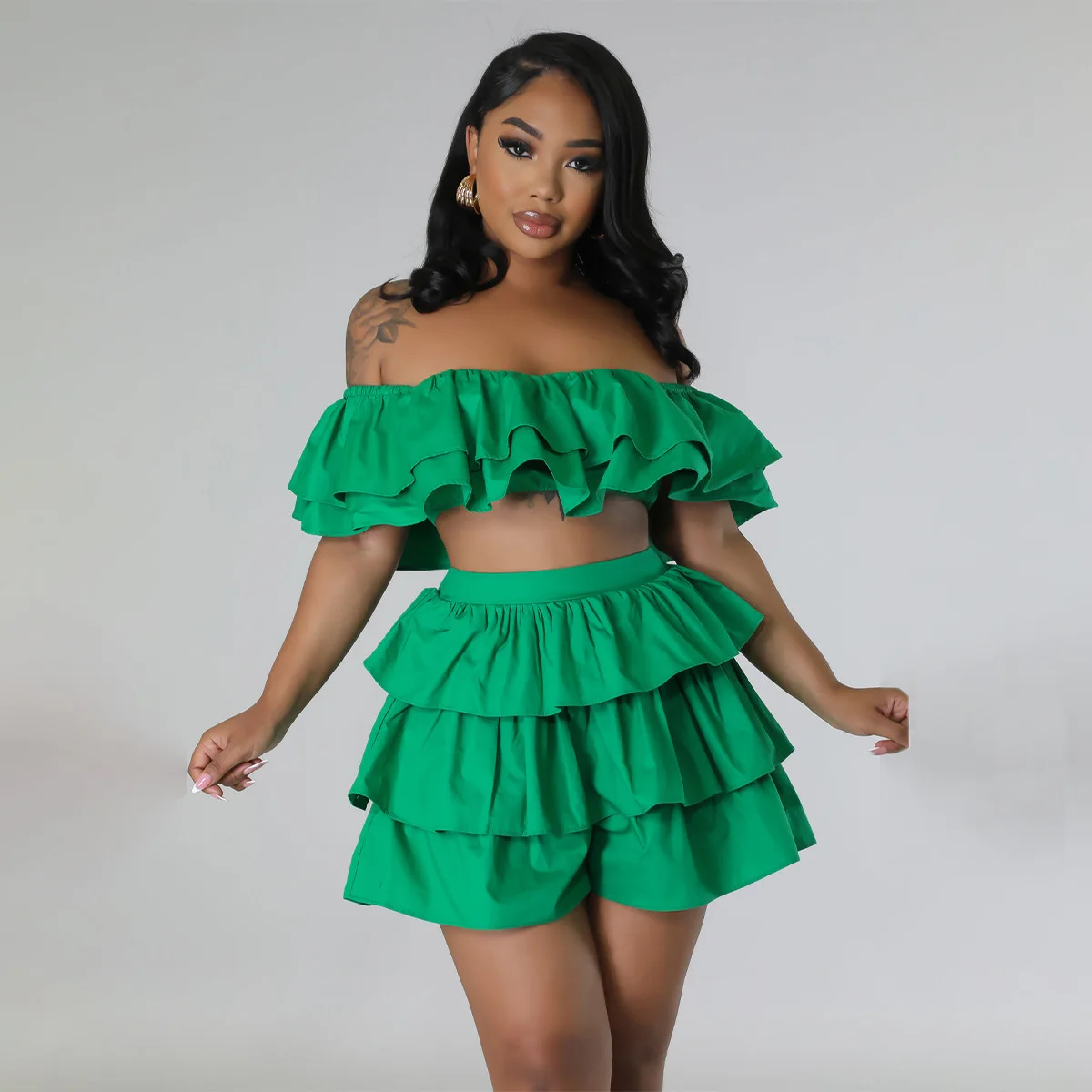 Fashion Solid Color Ruffle Crop Top Elegant Pleated Shorts Set Female 2023 Summer Casual Holiday Women Sexy Two Piece Set Outfit
Fashion Solid Color Ruffle Crop Top Elegant Pleated Shorts Set Female 2023 Summer Casual Holiday Women Sexy Two Piece Set Outfit