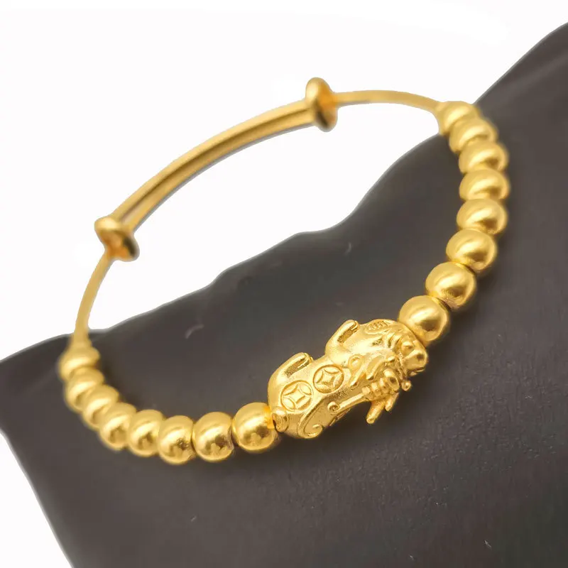 The New Vietnamese Gold-plated Brass Gold-plated Lucky Pixiu Transfer Bead Bracelet Push-pull Adjustable Fashion Jewelry
The New Vietnamese Gold-plated Brass Gold-plated Lucky Pixiu Transfer Bead Bracelet Push-pull Adjustable Fashion Jewelry