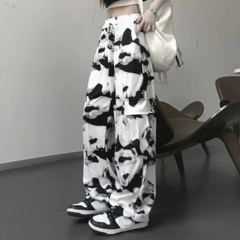 Cargo Pants Tie Dye Harajuku Streetwear Women Wide Leg High Waisted Trousers Punk Oversize Aesthetic Korean Fashion
Cargo Pants Tie Dye Harajuku Streetwear Women Wide Leg High Waisted Trousers Punk Oversize Aesthetic Korean Fashion