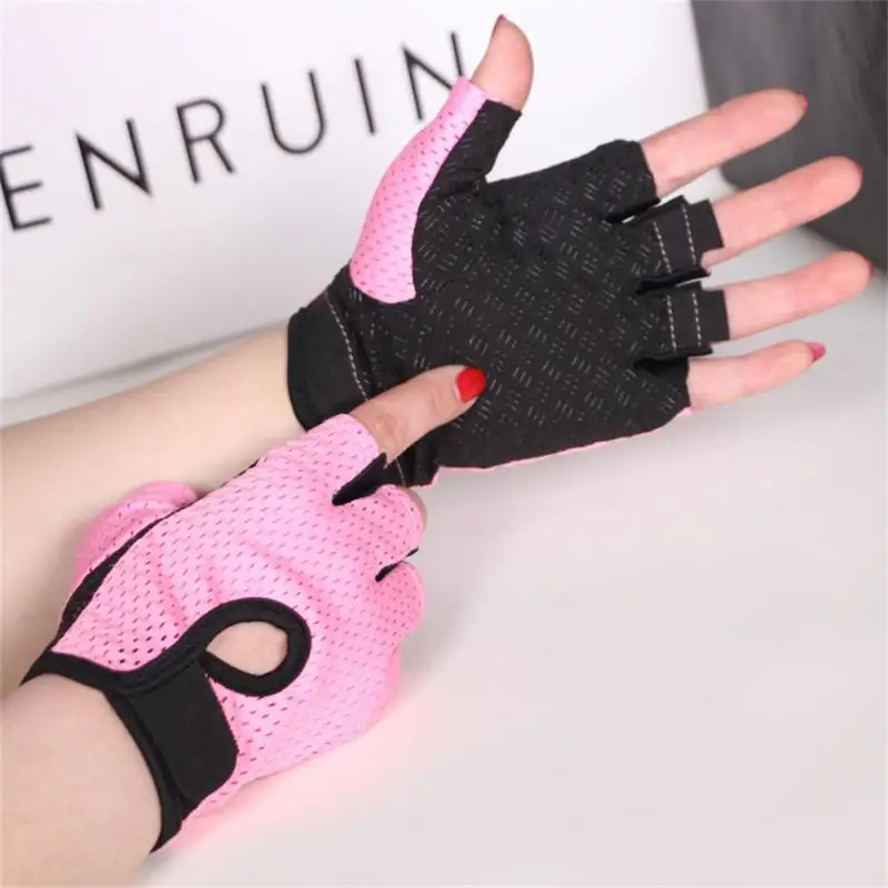 2pcs Cycling Gloves Anti-slip Anti-sweat Men Women Half Finger Gloves Breathable Mesh Anti-shock Sports Fitness Bike Gloves
2pcs Cycling Gloves Anti-slip Anti-sweat Men Women Half Finger Gloves Breathable Mesh Anti-shock Sports Fitness Bike Gloves