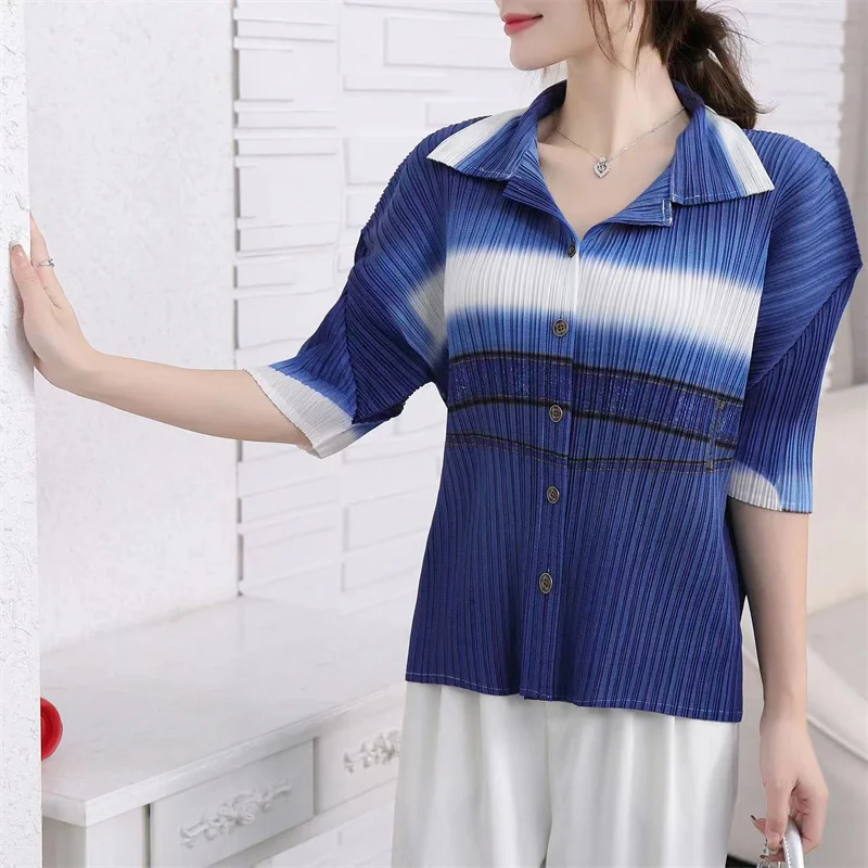 Miyake Faux Denim Top for Women 2023 Summer Gradient Color Short Sleeve Single Breasted Cardigan Thin Loose Comfortable Shirt
Miyake Faux Denim Top for Women 2023 Summer Gradient Color Short Sleeve Single Breasted Cardigan Thin Loose Comfortable Shirt