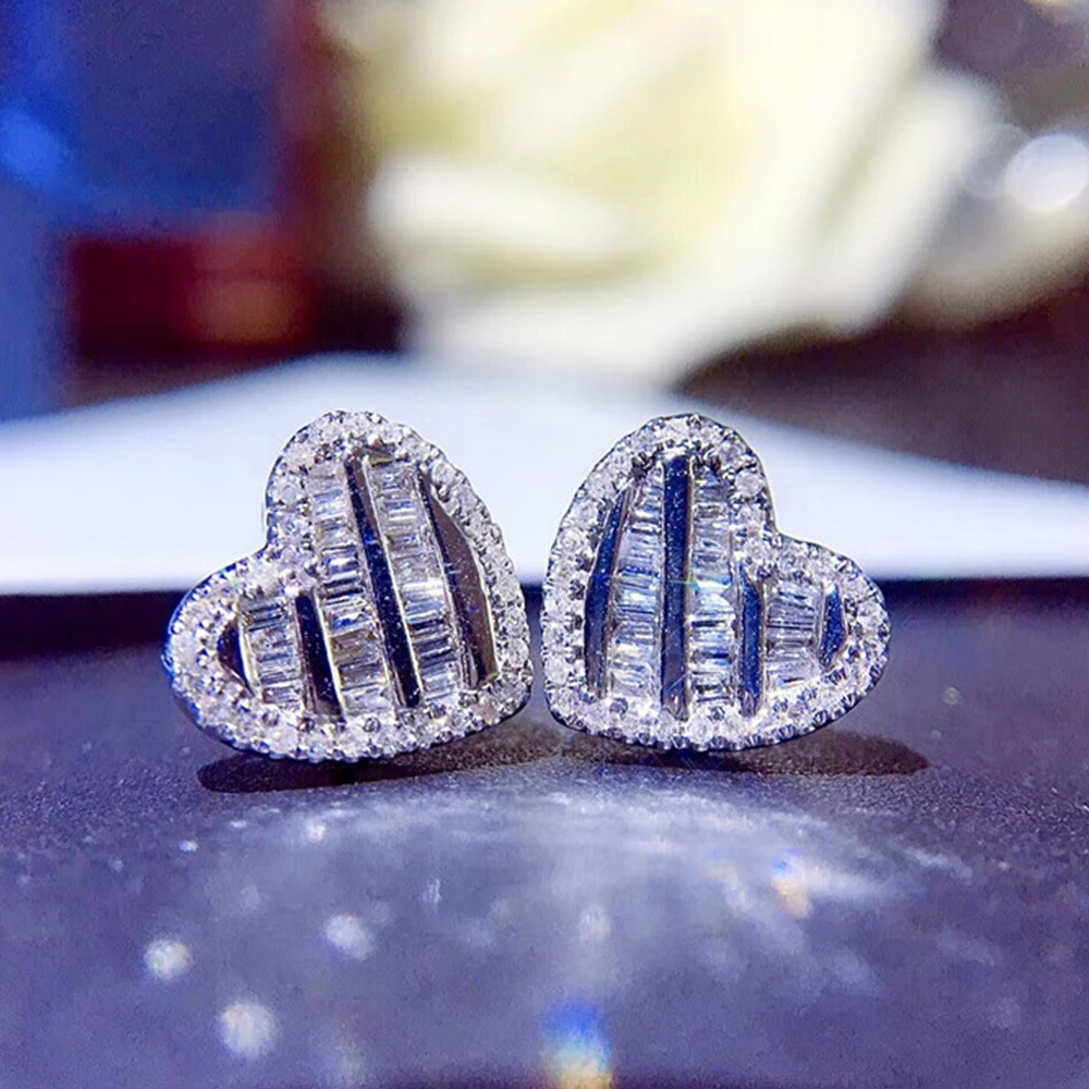 WPB Premium Women's Earrings Shiny Imitation Moissanite Heart Earrings Female Luxury Jewelry Bright Zircon Design Girl's Gift
WPB Premium Women's Earrings Shiny Imitation Moissanite Heart Earrings Female Luxury Jewelry Bright Zircon Design Girl's Gift