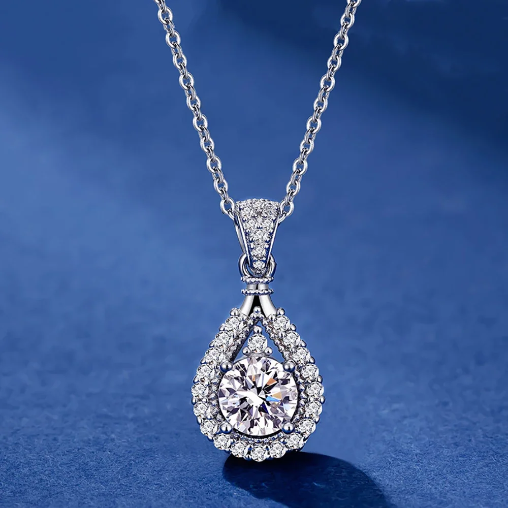 D Color 1 Ct Moissanite Necklace For Women Gift 925 Sterling Silver Water Drop Pendant Plate Pt950 Fine Jewelry
D Color 1 Ct Moissanite Necklace For Women Gift 925 Sterling Silver Water Drop Pendant Plate Pt950 Fine Jewelry
