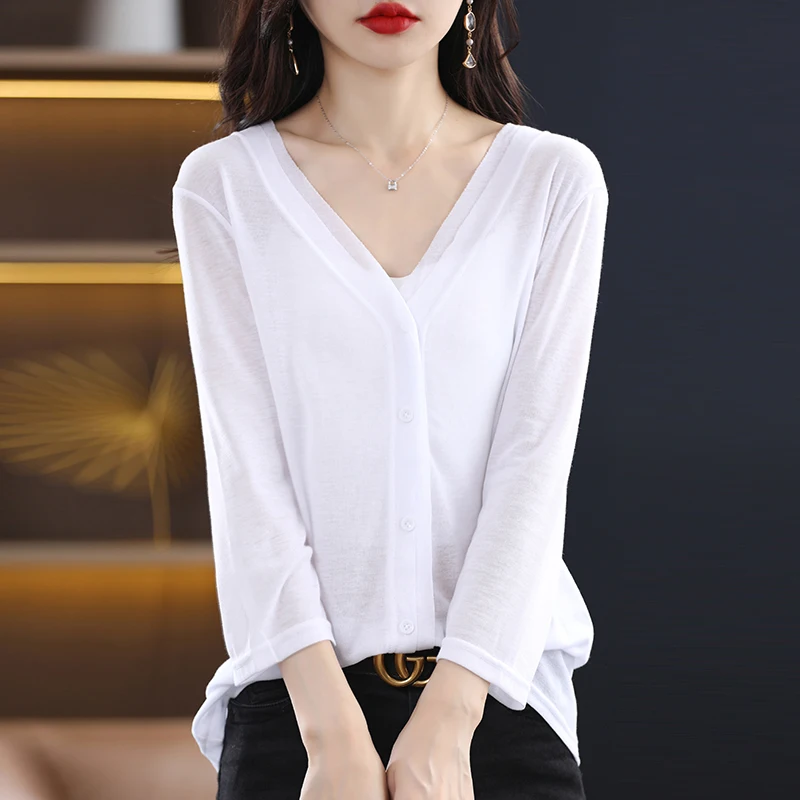Spring And Summer New Joker Fine Imitation Knitted Cardigan Jacket Female Loose V-Neck Plus Size Slim Bottoming Shirt Joker
Spring And Summer New Joker Fine Imitation Knitted Cardigan Jacket Female Loose V-Neck Plus Size Slim Bottoming Shirt Joker