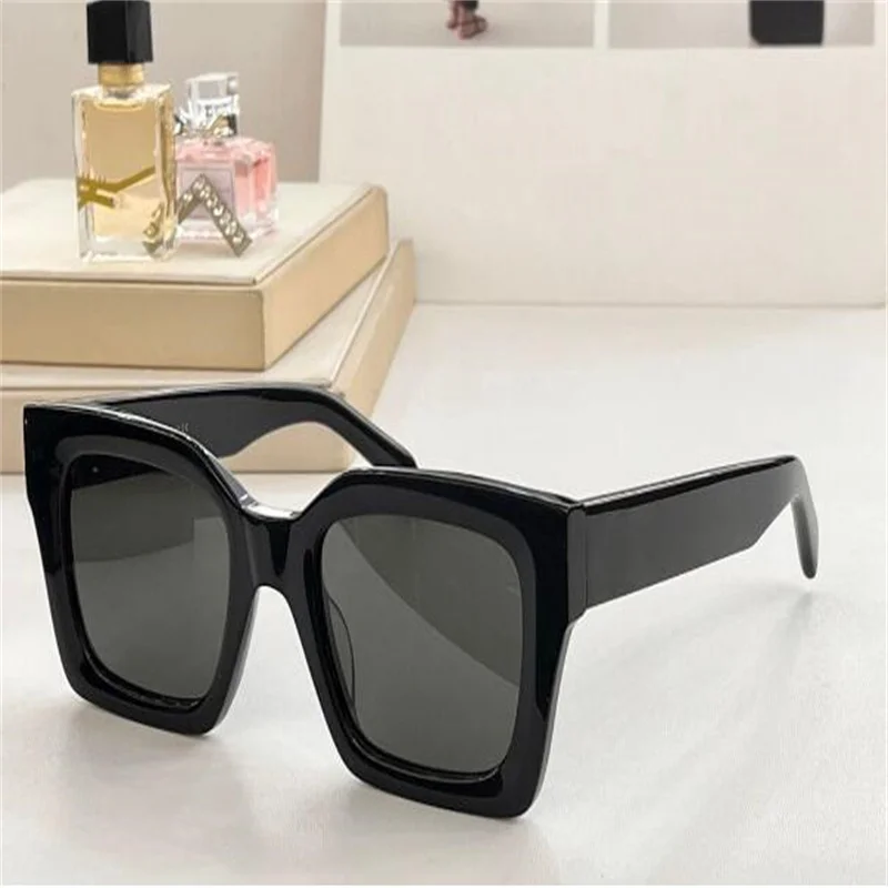 Summer Fashion Designer Women Men 143S Sunglasses Extra Thick Box Wide Sunglasses Classic Flat Sunglasses Casual Wild Box
Summer Fashion Designer Women Men 143S Sunglasses Extra Thick Box Wide Sunglasses Classic Flat Sunglasses Casual Wild Box