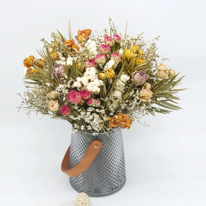 Light Luxury Eternal Flower Bouquet Natural Air-Dried Rose Real Flower Living Room Decoration Table Decoration Ornaments
Light Luxury Eternal Flower Bouquet Natural Air-Dried Rose Real Flower Living Room Decoration Table Decoration Ornaments