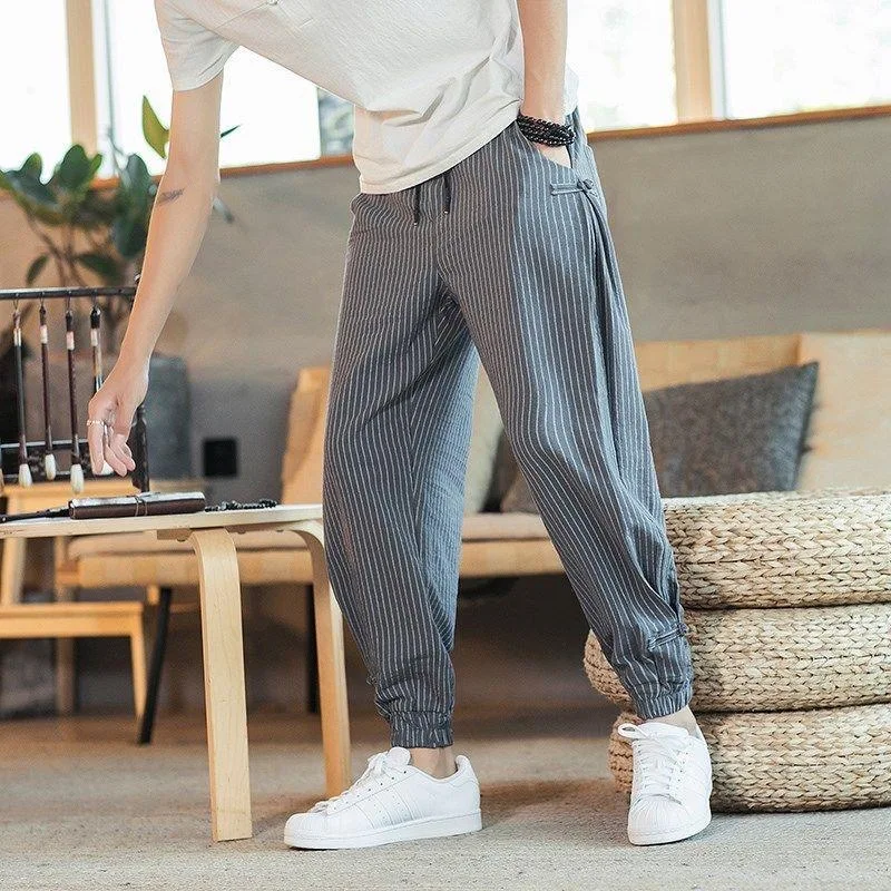 New Summer Men Thin Striped Harem Pants Breathable Cotton Linen Pencil Pants Buckle Casual Large Size Bloomers Fashion Trousers
New Summer Men Thin Striped Harem Pants Breathable Cotton Linen Pencil Pants Buckle Casual Large Size Bloomers Fashion Trousers