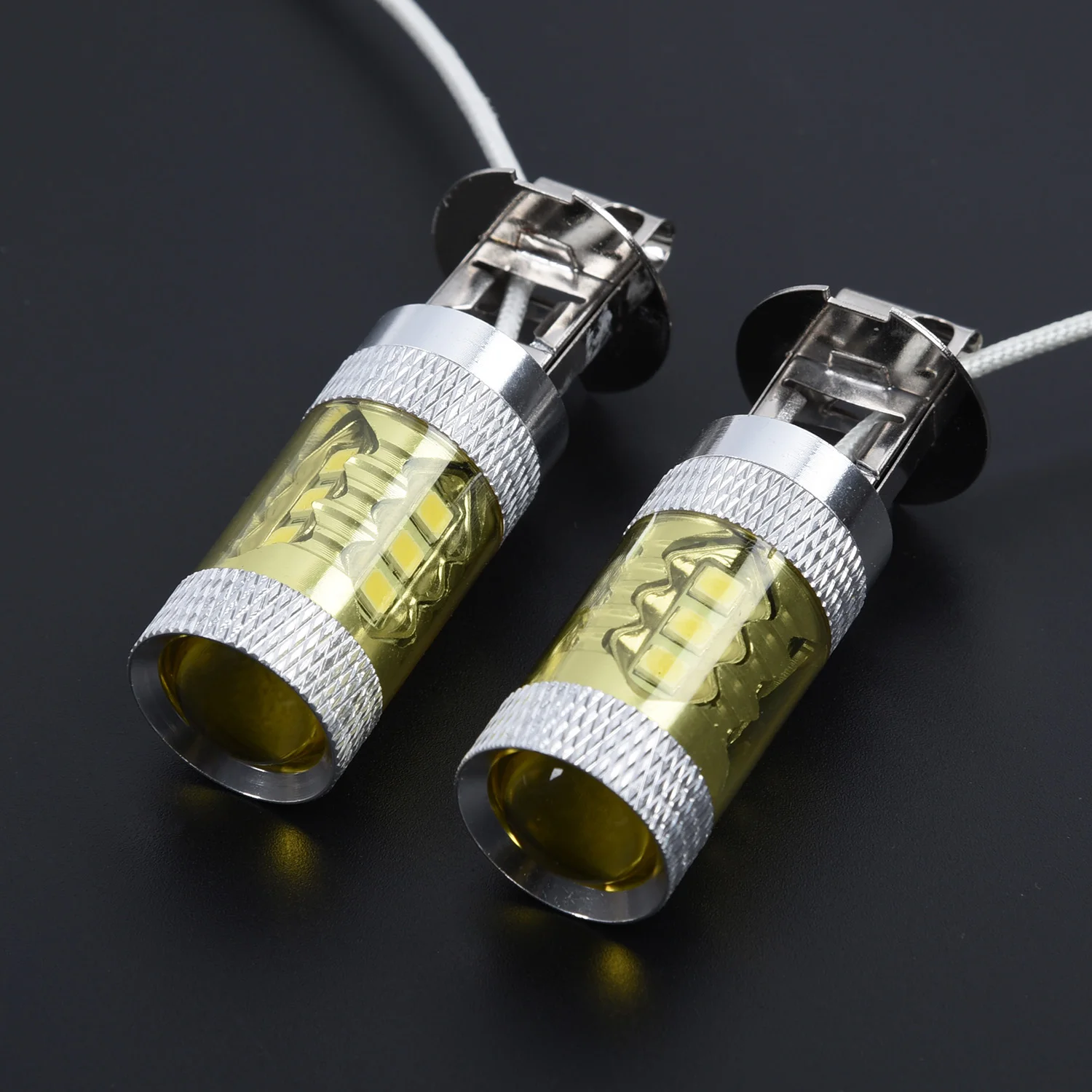 

2 PCS 12-24V H3 80W 16 SMD LED Car Truck Fog Light Yellow High Power Energy Saving (golden Light) With Packaging