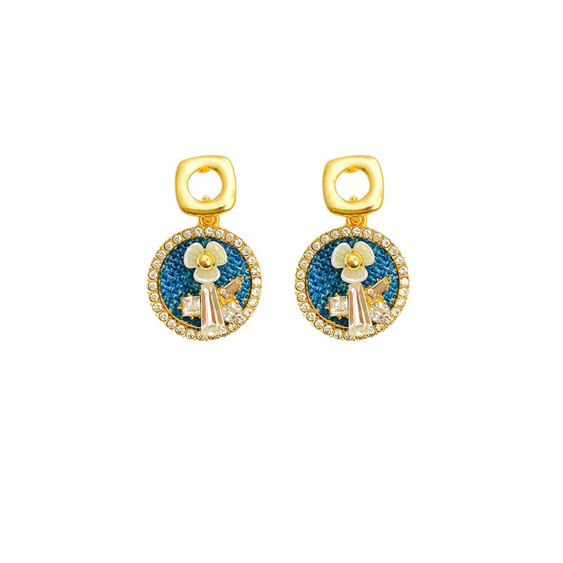New Trendy Round Flowers Drop Earrings for Women Vintage Zircon Dangle Earring Gift Wholesale
New Trendy Round Flowers Drop Earrings for Women Vintage Zircon Dangle Earring Gift Wholesale