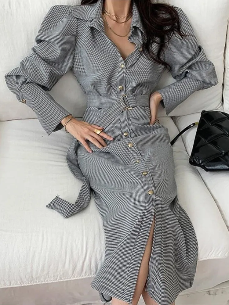 Elegant and Chic Women Shirts Dress Spring Single Breasted Plaid Casual Vintage Party Vestidos with Belted Female Fashion Mujers
Elegant and Chic Women Shirts Dress Spring Single Breasted Plaid Casual Vintage Party Vestidos with Belted Female Fashion Mujers