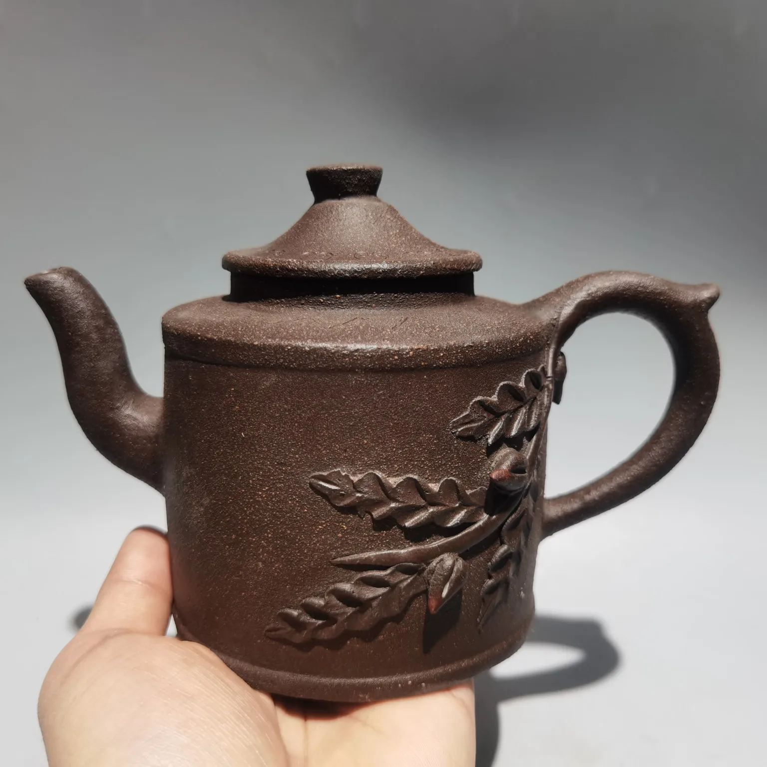 Фарфоровая керамика Yixing Zisha, фарфоровый чайник с персиком и Руи на удачу, железный песок, грязь, чайник для приготовления чая, офисные украше...
Фарфоровая керамика Yixing Zisha, фарфоровый чайник с персиком и Руи на удачу, железный песок, грязь, чайник для приготовления чая, офисные украше...