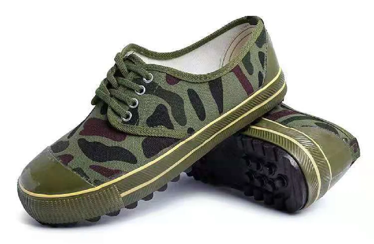 Новинка 2022, модная универсальная парусиновая текстильная кожаная обувь средней длины с носком, зеленая обувь из вискозы на плоской подошве
Новинка 2022, модная универсальная парусиновая текстильная кожаная обувь средней длины с носком, зеленая обувь из вискозы на плоской подошве