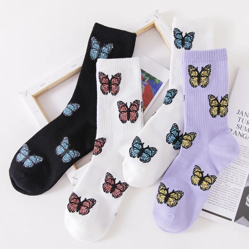 Solid color vertical stripes autumn and winter Japanese cute bow socks kawaii insect INS sports girl cotton socks
Solid color vertical stripes autumn and winter Japanese cute bow socks kawaii insect INS sports girl cotton socks