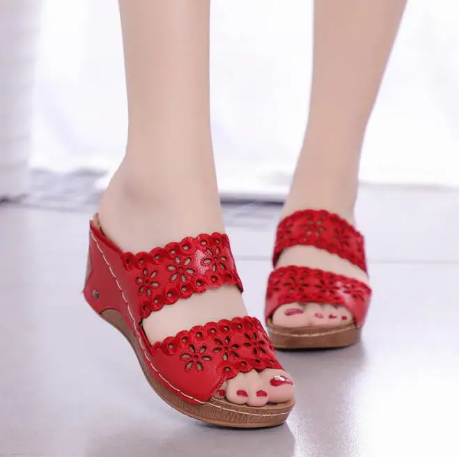 Women Sandals Summer New Embroidery Female Open Toe Women Shoes Platform Wedge Slides Ladies Beach Shoes Sandals Large size
Women Sandals Summer New Embroidery Female Open Toe Women Shoes Platform Wedge Slides Ladies Beach Shoes Sandals Large size