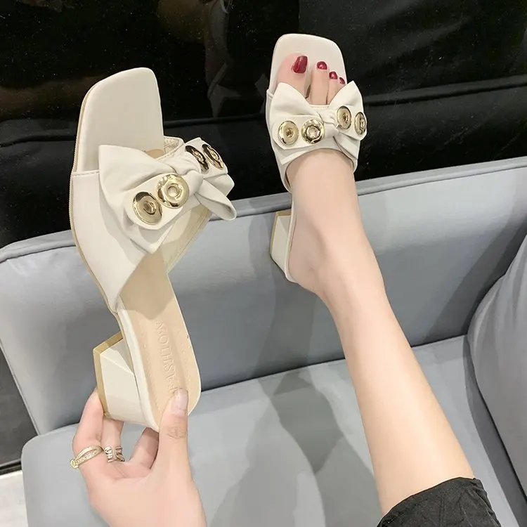 2022 Women's Summer Slippers Fashion Classic New Bow Chunky Heel Sandals Fashion High Heels Open Toe Ladies Slippers 35-42
2022 Women's Summer Slippers Fashion Classic New Bow Chunky Heel Sandals Fashion High Heels Open Toe Ladies Slippers 35-42