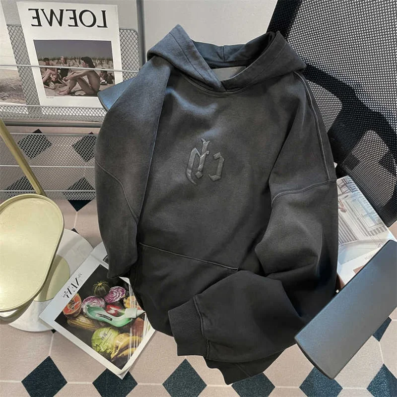 Hiphop old gradient letter hooded men street high sense ruffian hooded coat 2022 autumn and winter new
Hiphop old gradient letter hooded men street high sense ruffian hooded coat 2022 autumn and winter new