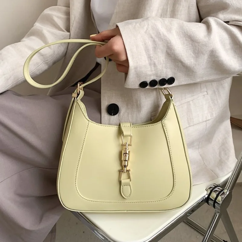 Women's leather bag, high-end luxury brand, fashion designer strap bag, fashion underarm bag
Women's leather bag, high-end luxury brand, fashion designer strap bag, fashion underarm bag