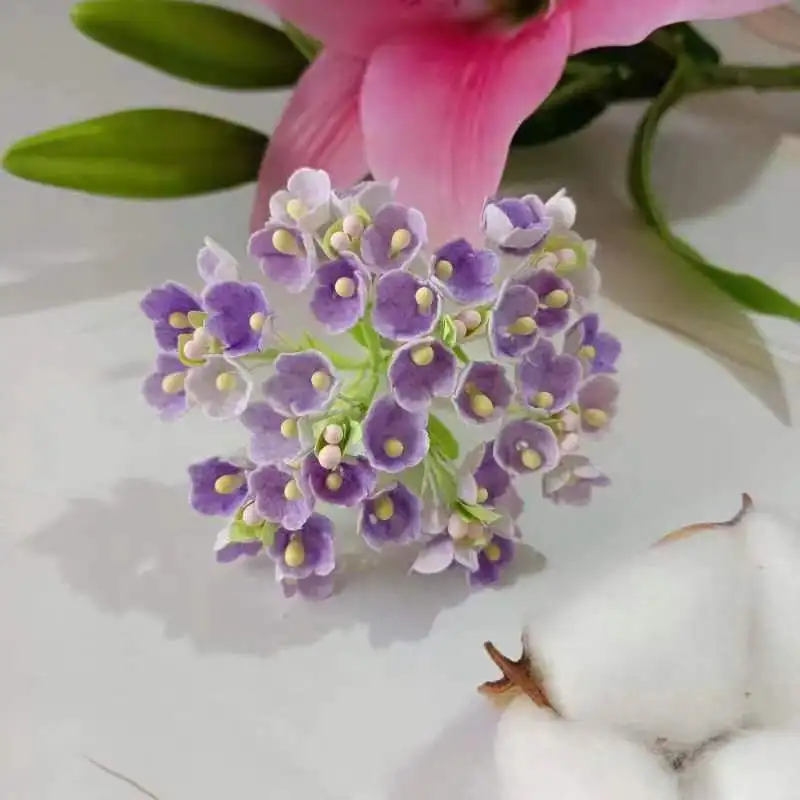 Искусственные бумажные розы, 8 шт.
Искусственные бумажные розы, 8 шт.