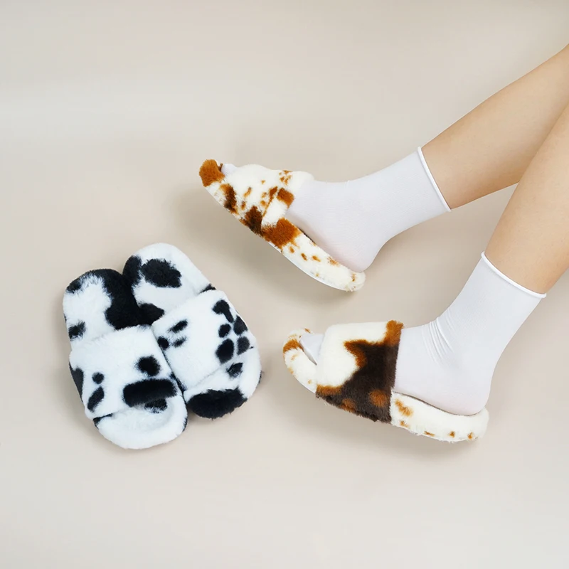 2022 New Home Casual Furry Flat Shoes Women Slippers Fashion Spotted Pattern Plus Velvet Soft Comfortable Flat Home Shoes Women
2022 New Home Casual Furry Flat Shoes Women Slippers Fashion Spotted Pattern Plus Velvet Soft Comfortable Flat Home Shoes Women