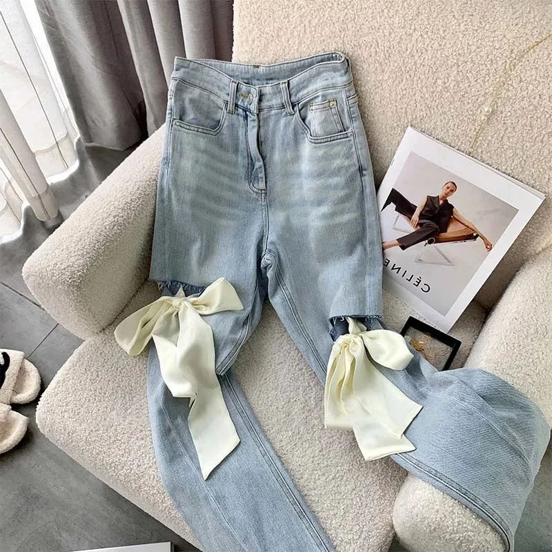 Vintage Slit Flare Jeans Women Y2K Hole Bow Bandage Denim Straight Pants Sweet Streetwear Harajuku High Waist Slim Trousers New
Vintage Slit Flare Jeans Women Y2K Hole Bow Bandage Denim Straight Pants Sweet Streetwear Harajuku High Waist Slim Trousers New