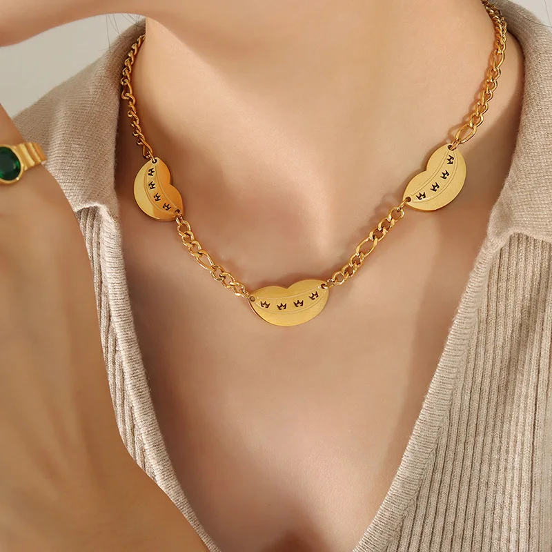 

Amaiyllis 18K Gold Minimalist Hip Hop Smile Lips Pendant Necklace Personalized Fashion Chain Choker Necklace Jewelry