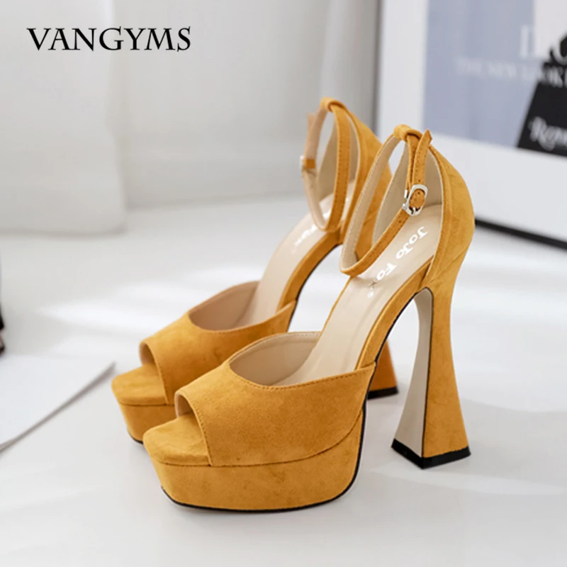 Women's High Heels Plus Size Suede Frosted Women's Sexy Sandals Fish Mouth Shoes Fashion Platform Summer Shoes New 2022
Women's High Heels Plus Size Suede Frosted Women's Sexy Sandals Fish Mouth Shoes Fashion Platform Summer Shoes New 2022