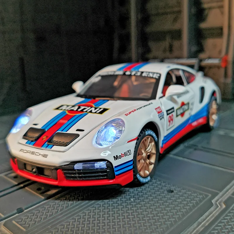 1:32 New 911 GT3 RSR Le Mans Alloy Sports Car Model Diecasts Metal Racing Pull Back Sound Light Car Simulation Kids Toy Gift
1:32 New 911 GT3 RSR Le Mans Alloy Sports Car Model Diecasts Metal Racing Pull Back Sound Light Car Simulation Kids Toy Gift