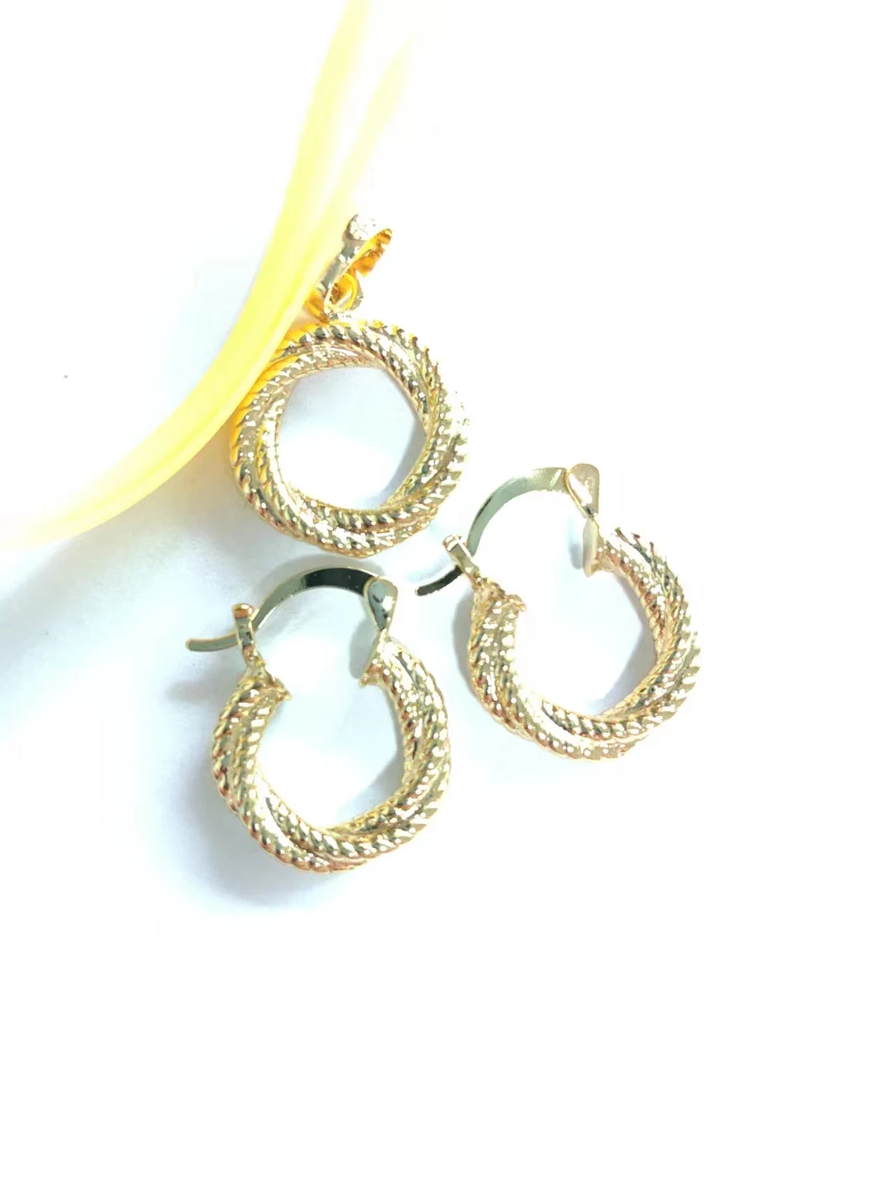 2023 New Fashion Earrings luxury Jewelry Accessories for Women Wedding Gift
2023 New Fashion Earrings luxury Jewelry Accessories for Women Wedding Gift