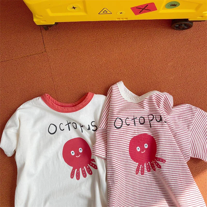 Summer New Boy Girl Baby Fashion Cartoon Octopus Short Sleeve T-shirts Children Letter Print Tops Kid Cotton Casual Striped Tees
Summer New Boy Girl Baby Fashion Cartoon Octopus Short Sleeve T-shirts Children Letter Print Tops Kid Cotton Casual Striped Tees