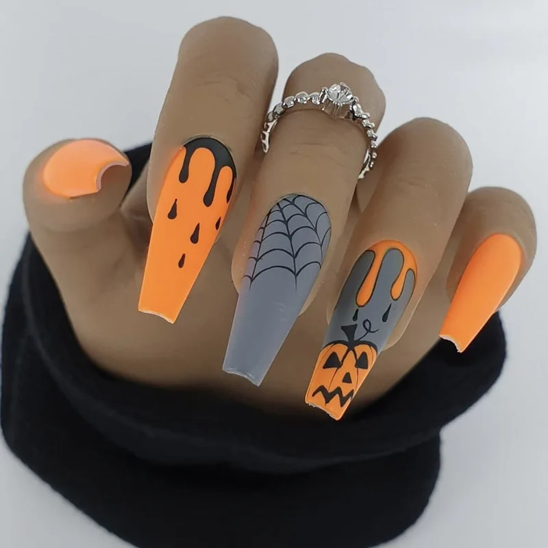 

24pcs Acrylic Nails Halloween Ghost Press on Fake Nail Set Pumpkin Black French Tip Full Cover Coffin Long False Nails Art Tips