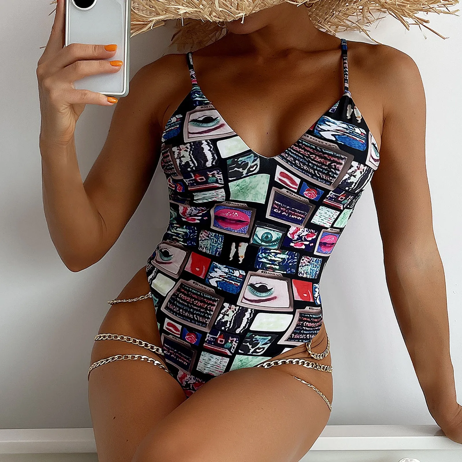 Hollow Out Chain V-neck Women's Swimsuit Patchwork Print Padded Push Up Sexy V Neck Open Waist One-piece Swimsuit Fashion
Hollow Out Chain V-neck Women's Swimsuit Patchwork Print Padded Push Up Sexy V Neck Open Waist One-piece Swimsuit Fashion
