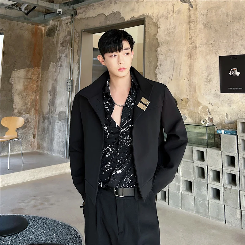 2023 Autumn Korean style Personalized design stand collar jackets men casual loose black white short section jacket men,M-XL
2023 Autumn Korean style Personalized design stand collar jackets men casual loose black white short section jacket men,M-XL