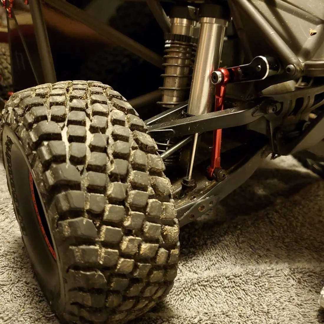 Набор металлических передних и задних полос для детской модели, неограниченный гоночный автомобиль Desert Racer 1/7, обновленные детали для радио... 
Набор металлических передних и задних полос для детской модели, неограниченный гоночный автомобиль Desert Racer 1/7, обновленные детали для радио...