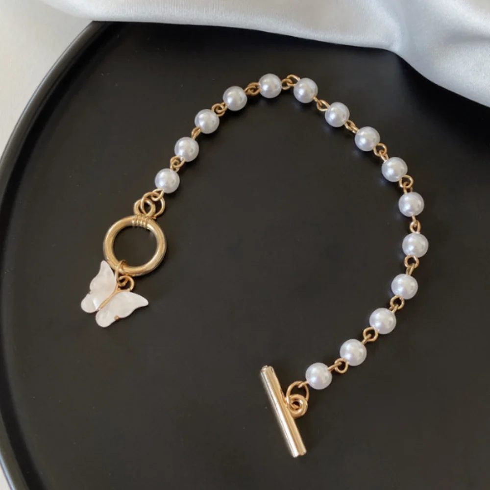 Fashion Butterfly Pearl Pendant Bracelet Ladies Girl Trend Charm Bracelet Festive Birthday Friendship Jewelry
Fashion Butterfly Pearl Pendant Bracelet Ladies Girl Trend Charm Bracelet Festive Birthday Friendship Jewelry