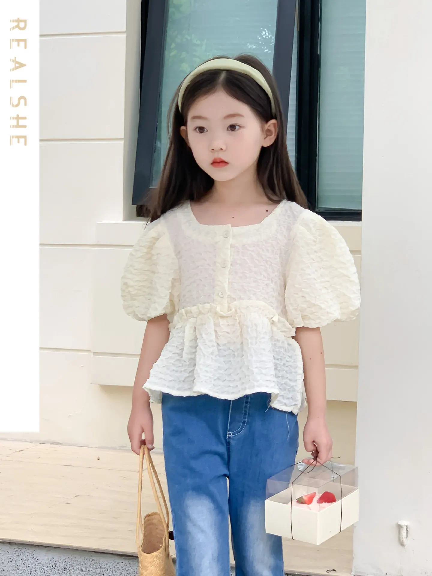 Baby Toddler Clothes Sweet Pink Girls Shirts Solid Ruffles Short Sleeve Kids Shirt for Girls Children Tops Clothing 
Baby Toddler Clothes Sweet Pink Girls Shirts Solid Ruffles Short Sleeve Kids Shirt for Girls Children Tops Clothing