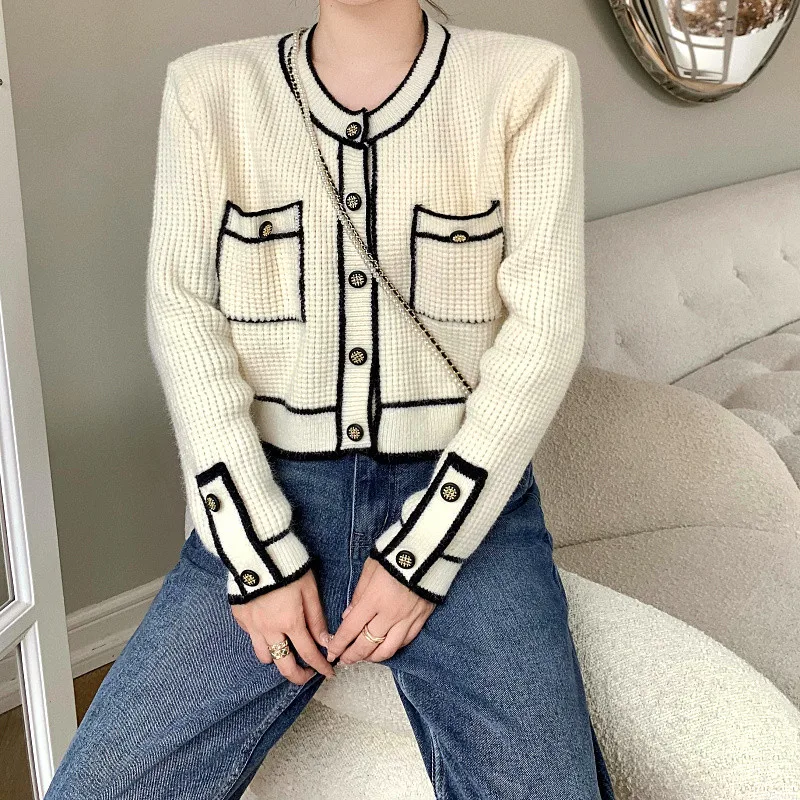 Elegant Women New Fall Fashion Knit Cardigan Long Sleeve O Neck Color Patchwork Sweater Jumper Vintage Casual Loose Knitwear Top
Elegant Women New Fall Fashion Knit Cardigan Long Sleeve O Neck Color Patchwork Sweater Jumper Vintage Casual Loose Knitwear Top