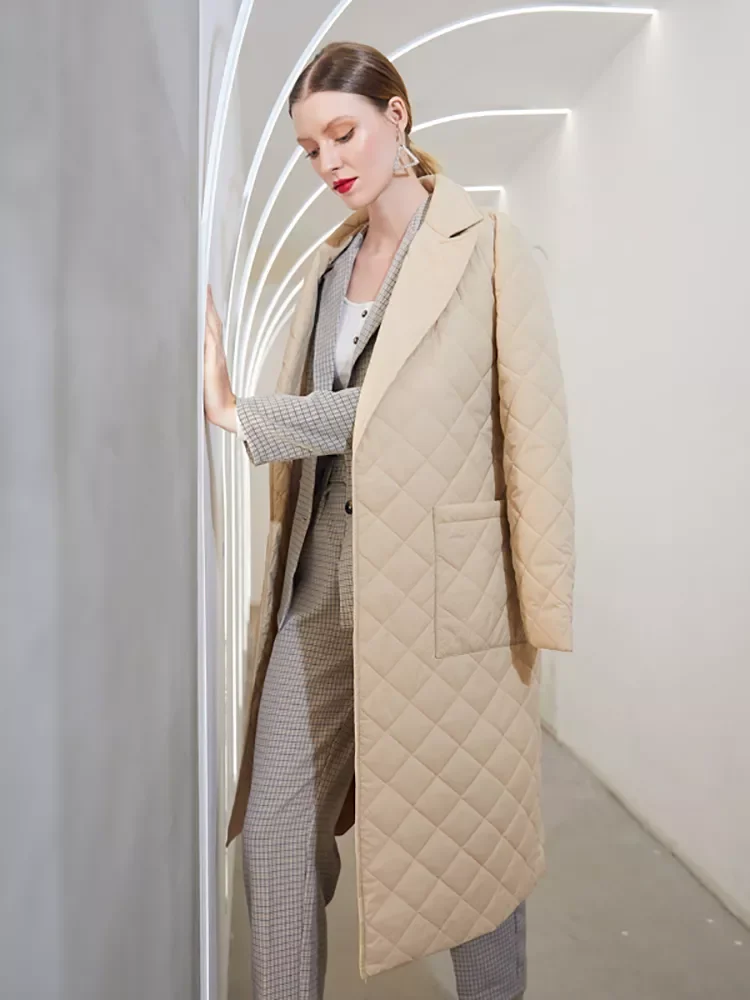 2023New Fashion female winter windproof jacket Casual sashes women winter parka Long straight coat with rhombus pattern 2020
2023New Fashion female winter windproof jacket Casual sashes women winter parka Long straight coat with rhombus pattern 2020