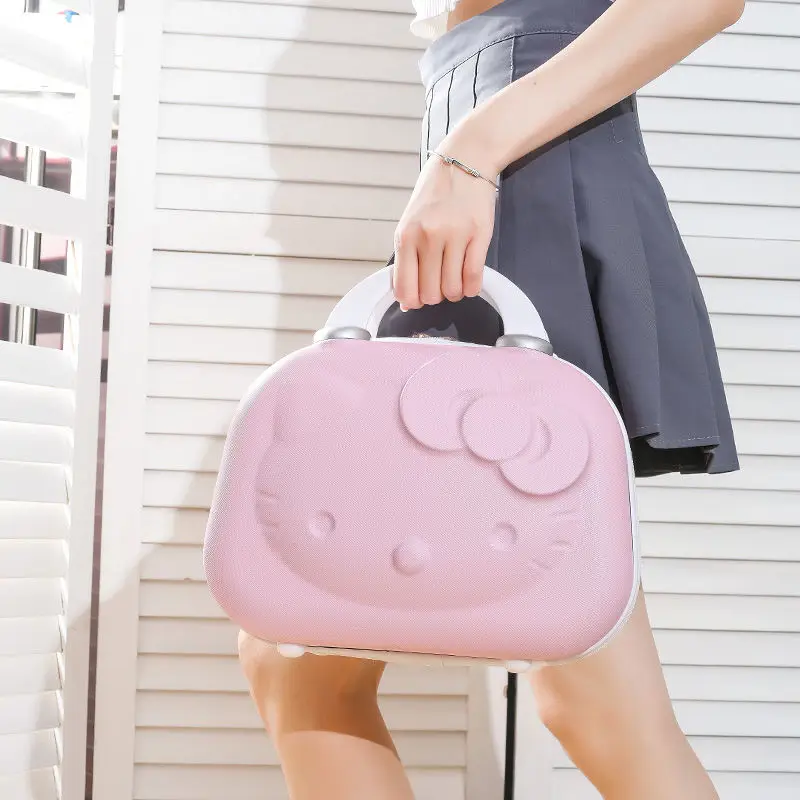 Sanrioed чемодан Hellokitty 14 дюймов мультфильм Китти маленький путешествия большой емкости портативный макияж косметика переноска багажа
Sanrioed чемодан Hellokitty 14 дюймов мультфильм Китти маленький путешествия большой емкости портативный макияж косметика переноска багажа