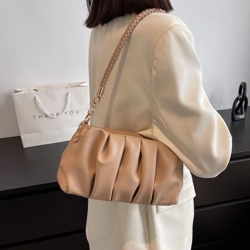 

Роскошная дизайнерская женская сумка через плечо из 2023 искусственной кожи, плиссированная женская сумка-облако для подмышек, Минималистичная модная сумочка-кошелек