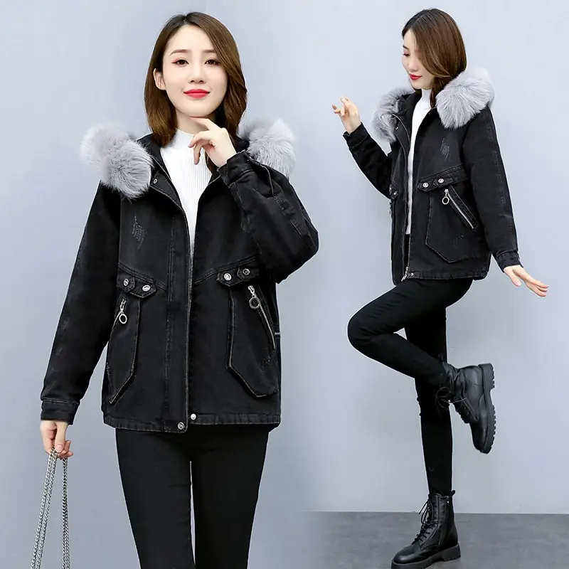 Denim Parka Women Winter 2022 New Large Size All-Match Hooded Velvet Lining Thick Cotton Coat With Fur Collar Overcoat T487
Denim Parka Women Winter 2022 New Large Size All-Match Hooded Velvet Lining Thick Cotton Coat With Fur Collar Overcoat T487