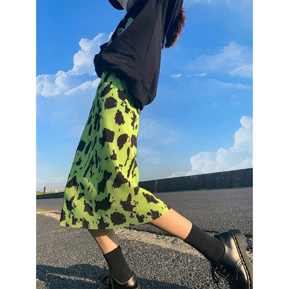 

Collision Color Fluorescent Green Leopard Print Half Skirt Women's Spring and Summer 2023 Fold Straight High Waist A-line Skirt