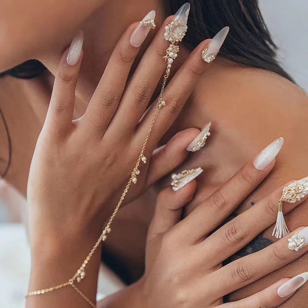Chic Chain Nail Charm Long Tassel Pendant Nail Parts Zircon Pearl Nail Art Decorations for Manicure Nail Accessories
Chic Chain Nail Charm Long Tassel Pendant Nail Parts Zircon Pearl Nail Art Decorations for Manicure Nail Accessories