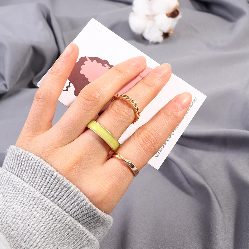 3 шт./компл. Ретро эмалевые круглые металлические кольца в комплекте спиральные открытые Регулируемые кольца для женщин и девушек Свадебные...
3 шт./компл. Ретро эмалевые круглые металлические кольца в комплекте спиральные открытые Регулируемые кольца для женщин и девушек Свадебные...