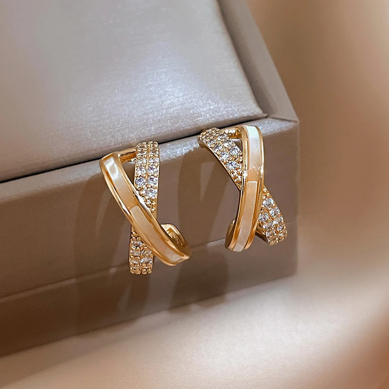 Korean Exquisite Cross Shaped Pearl Earrings for Women Fashion Girl's Unusual Accessories Luxury Jewelry
Korean Exquisite Cross Shaped Pearl Earrings for Women Fashion Girl's Unusual Accessories Luxury Jewelry