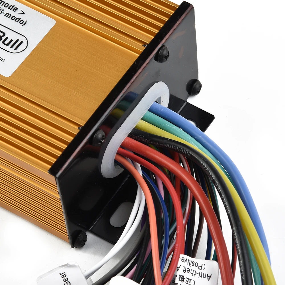 Brushless Motor Controller Sine Wave 1200W 48V 60V 72V 35A 15mos Durable Electric Bike Brushless Controller Ebike Accessories
Brushless Motor Controller Sine Wave 1200W 48V 60V 72V 35A 15mos Durable Electric Bike Brushless Controller Ebike Accessories