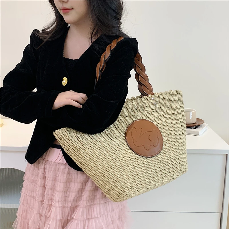 Брендовая женская сумка-тоут, Пляжная Сумочка для отдыха, роскошная плетеная Сумка на плечо, модная открытая вместительная многофункциональная сумка
Брендовая женская сумка-тоут, Пляжная Сумочка для отдыха, роскошная плетеная Сумка на плечо, модная открытая вместительная многофункциональная сумка