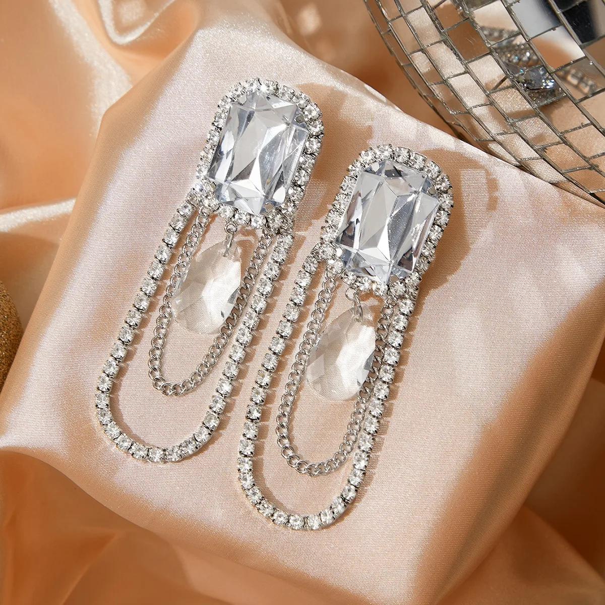 

New Silver Color Rhinestone Crystal Long Tassel Earrings for Women Bridal Drop Dangling Earrings Brincos Wedding Jewelry