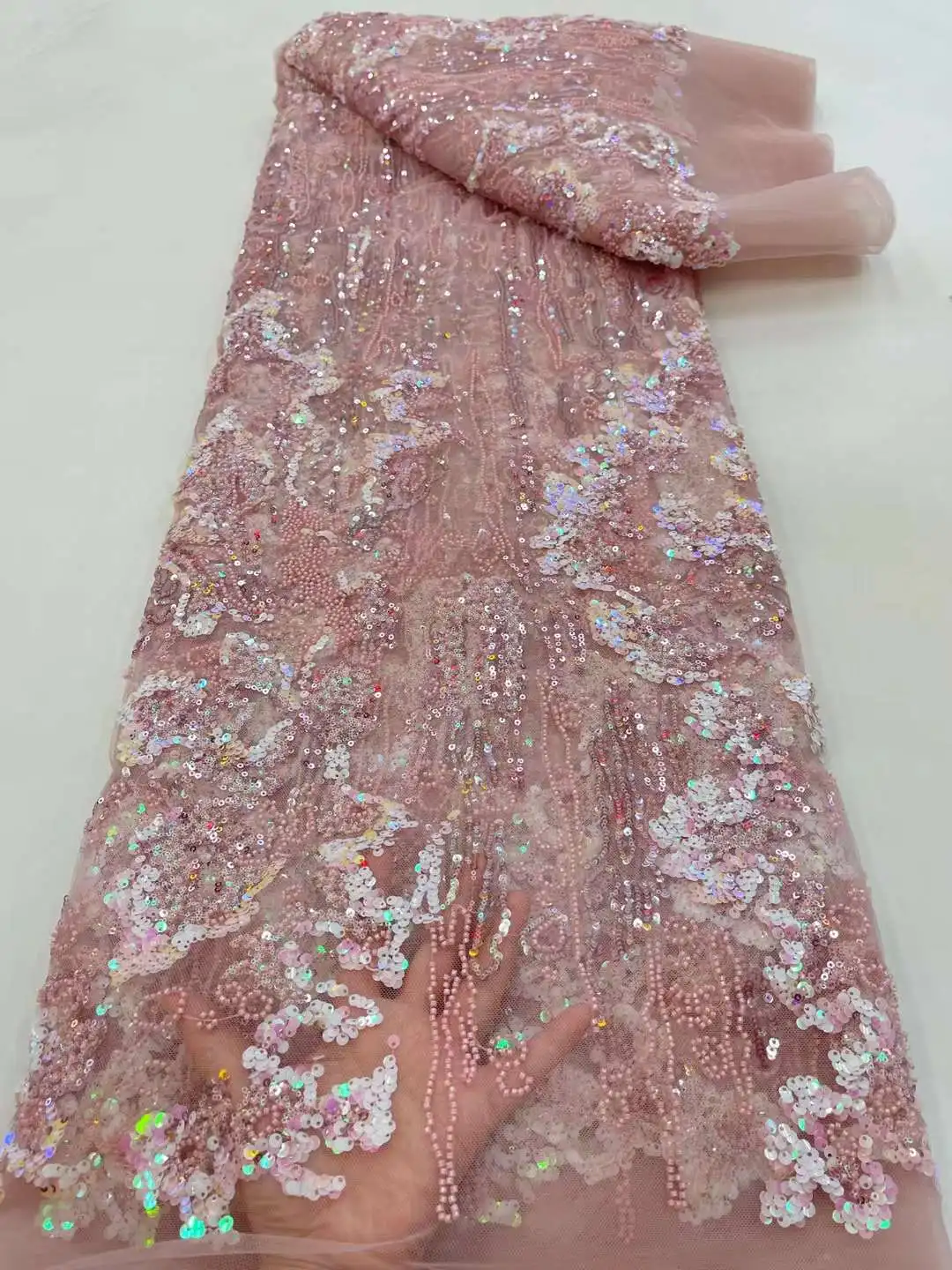 African Tulle Groom Lace Fabric 2022 High Quality Sequins Beaded Lace Material French Sequins Lace Fabrics For Wedding Party
African Tulle Groom Lace Fabric 2022 High Quality Sequins Beaded Lace Material French Sequins Lace Fabrics For Wedding Party