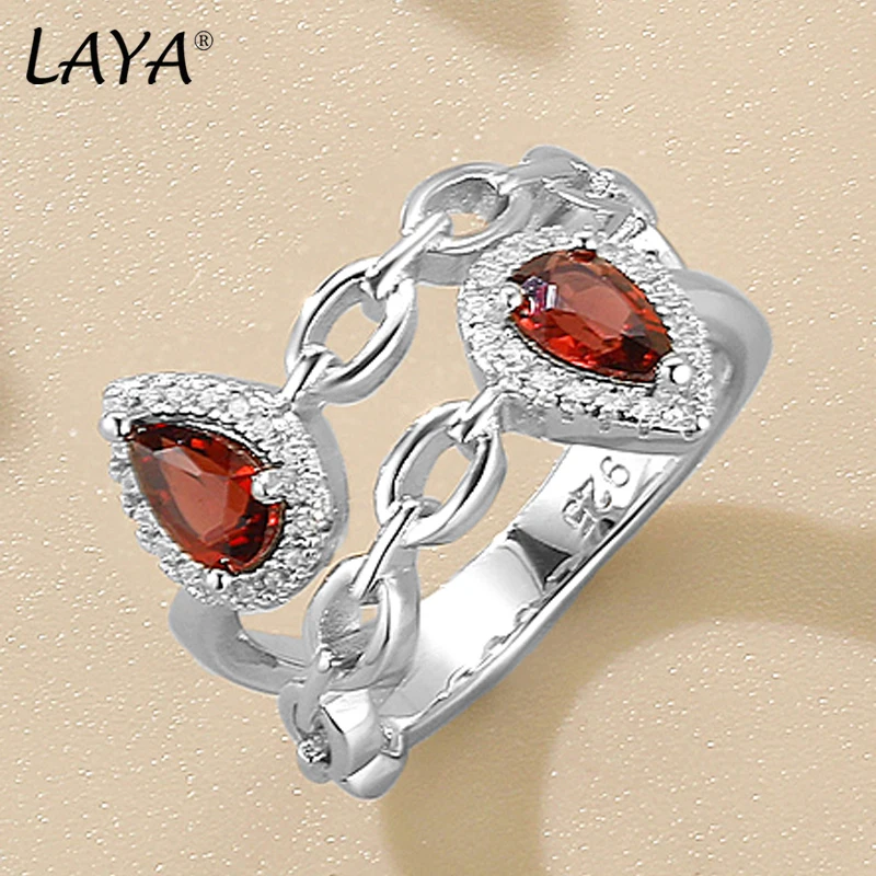 LAYA 925 Sterling Silver Red Gemstones Pear-Shape Natural Garnet Cube Chain Ring For Women Original Modern Jewelry 2022 Trend
LAYA 925 Sterling Silver Red Gemstones Pear-Shape Natural Garnet Cube Chain Ring For Women Original Modern Jewelry 2022 Trend